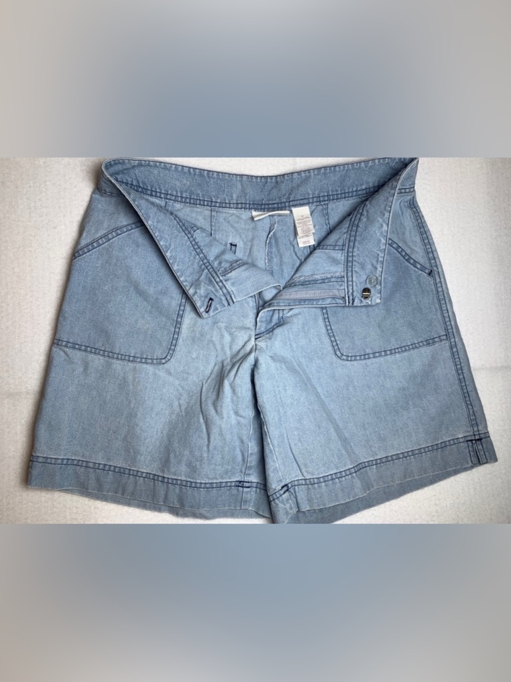 Light Blue Men’s Chambray Shorts
